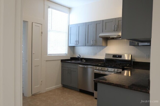 Photo - 598 12th Ave Apartment