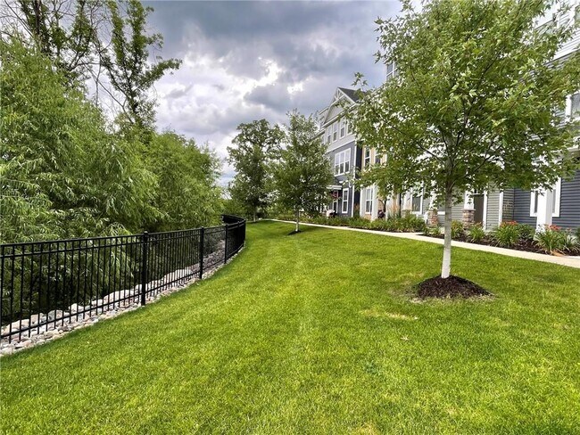 Foto del edificio - 5206 Hampton St NE