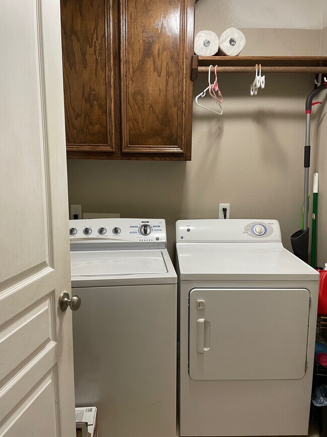 Washer Dryer hook-ups. Washer and dryer are not included. - 4387 Aaron Dr