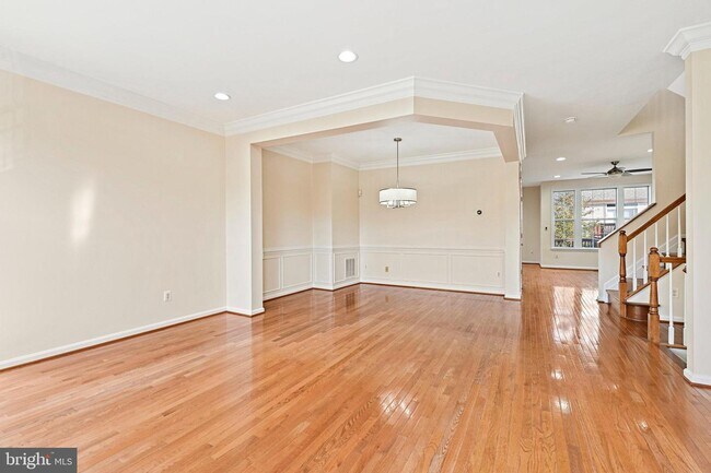 Foto del edificio - 2660 Logan Wood Dr