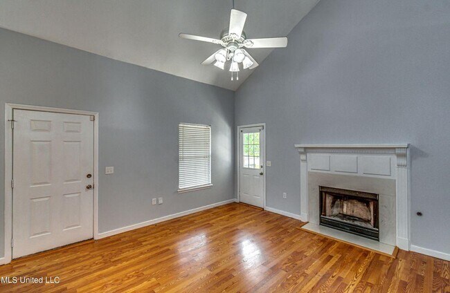Building Photo - 1413 Barnett Bend Cir