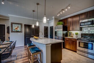 Building Photo - The Abbey At Dominion Crossing