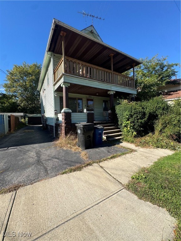 3660 E 76th St Cleveland, OH 44105 – photo 1
