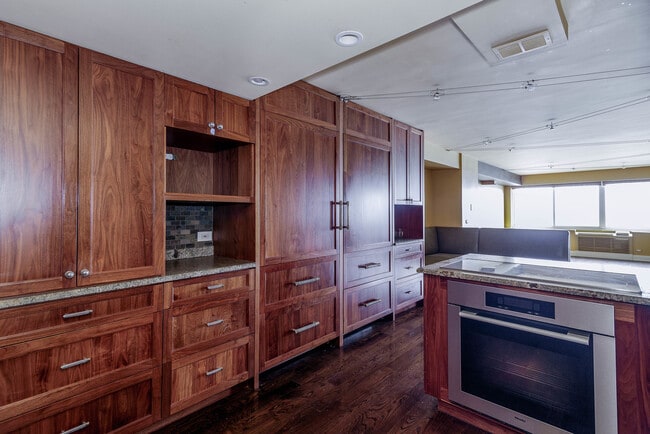 Foto del edificio - 1440 N Lake Shore Dr