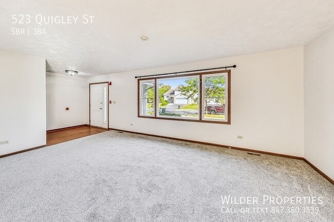 Building Photo - 523 Quigley St