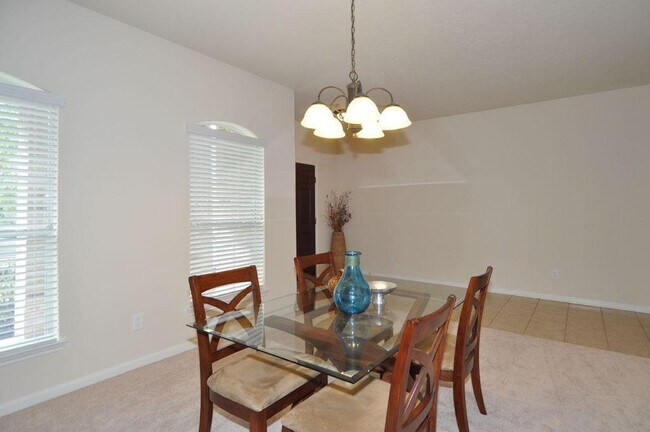 Foto del edificio - 2723 Calico Creek Ln