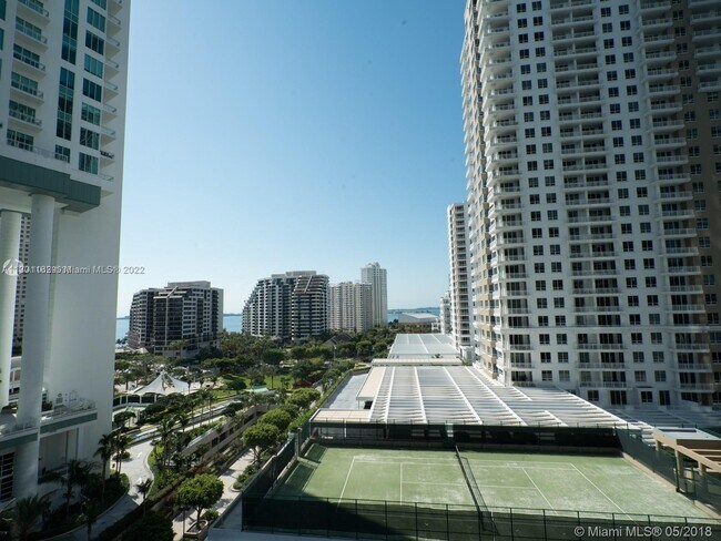 Foto del edificio - 901 Brickell Key Blvd