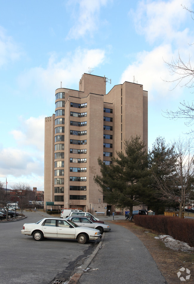 Building Photo - Torrington Towers