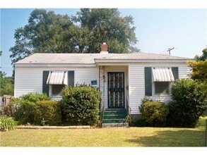 Building Photo - 4112 Truman Ave