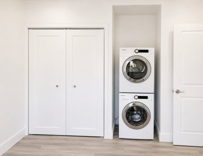 Photo - 2214 McKinley St House