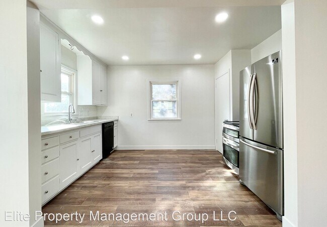 Building Photo - 4 br, 1 bath House - 7604 Grand Ave S.