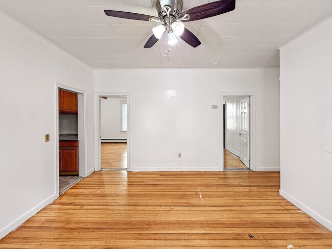 Foto del edificio - 28 Meadow St