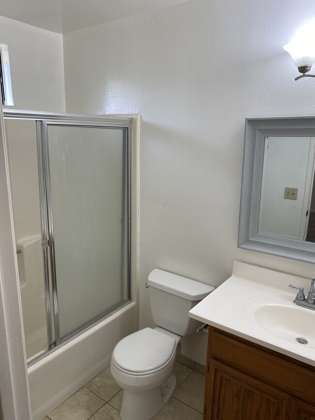 Bathroom 1 - 1317 Valley View Rd