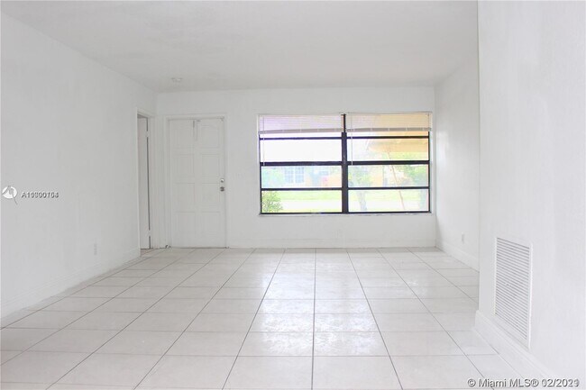 Foto del edificio - 1761 NW 26th Terrace