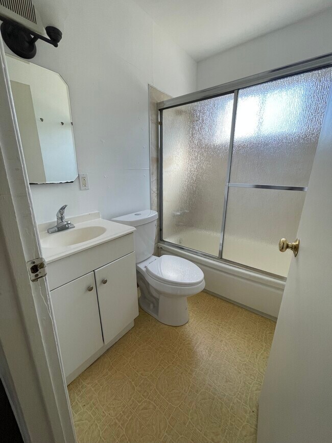 Foto del edificio - 405 Santa Fe Ave