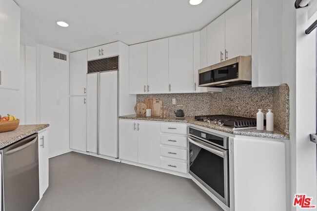 Foto del edificio - 12000 Goshen Ave