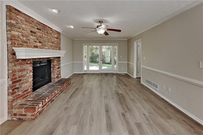 Building Photo - 3867 Buckland Dr SW