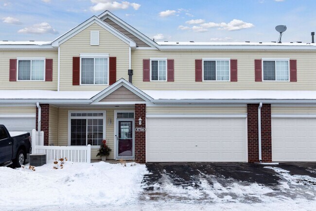 Foto del edificio - Amenity-Packed Bailey’s Arbor Townhome — Available NOW!