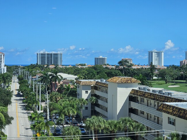 Foto del edificio - 99 SE Mizner Blvd