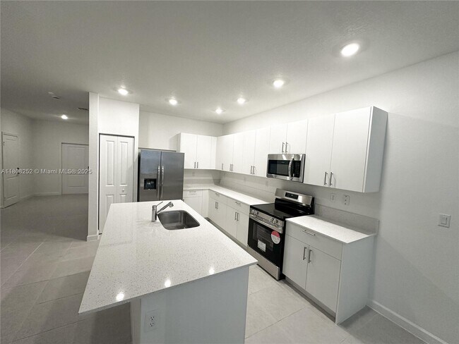 Foto del edificio - 14804 SW 162nd St