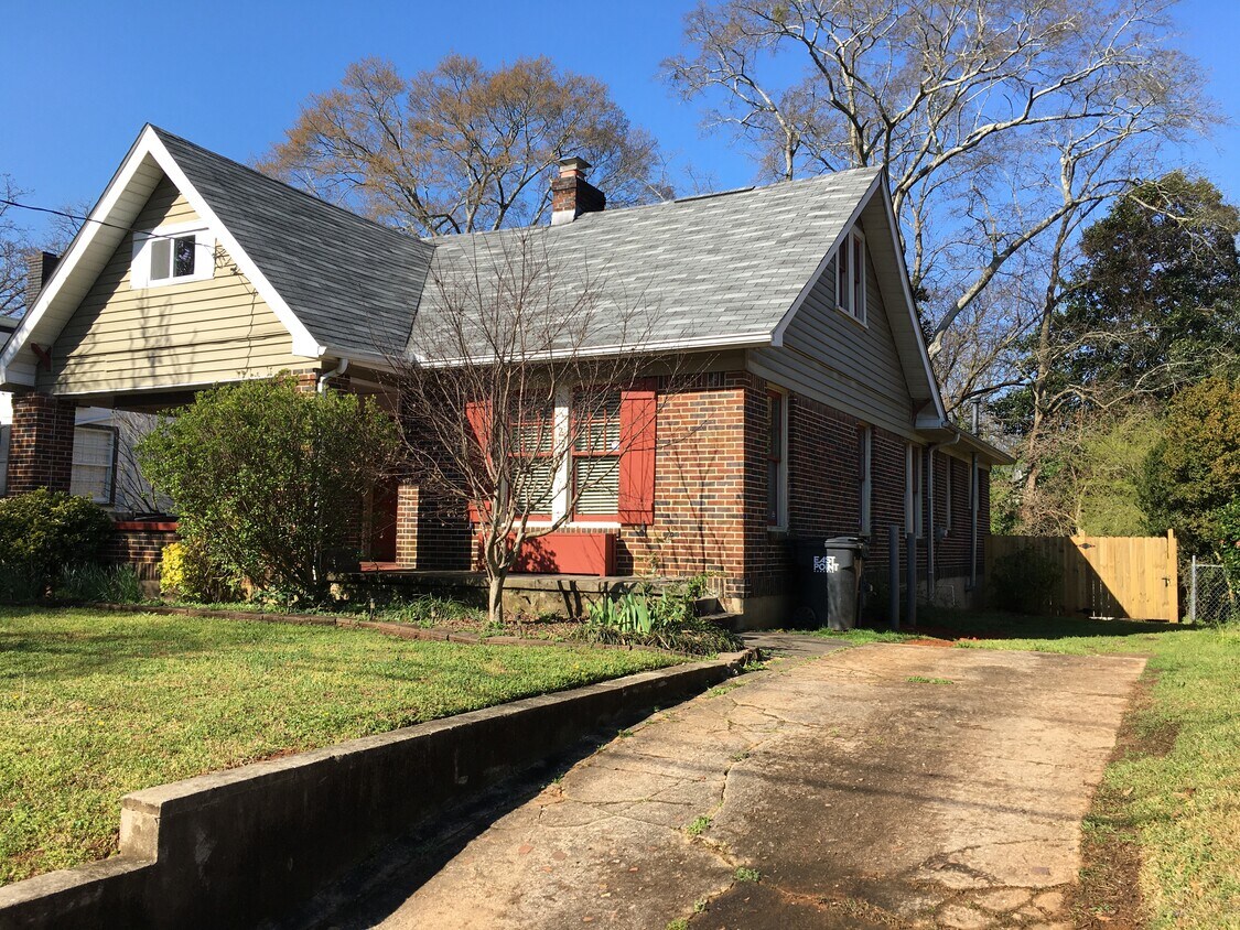 Primary Photo - 2539 Bayard St