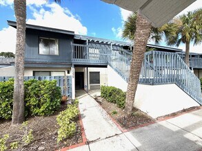 Building Photo - 7230 Cloister Dr