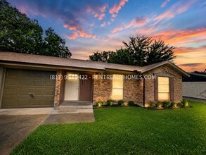 Building Photo - 6052 Holiday Ln