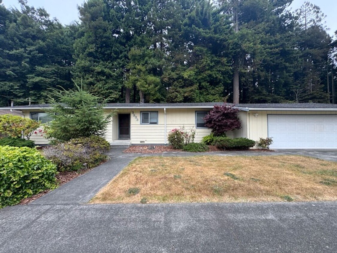 Foto principal - Well located, 4/2, Redwood views