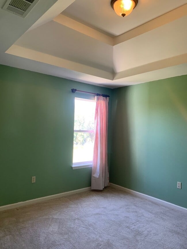 Building Photo - 14203 Cloverhill Blvd