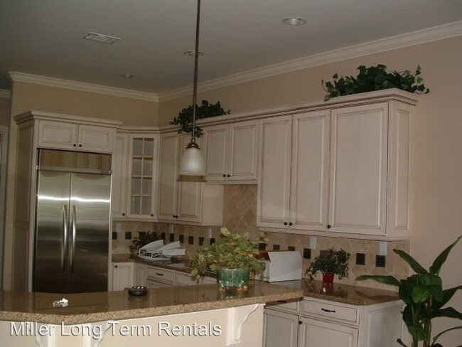 Building Photo - 3 br, 2 bath House - 228 Cypress Court