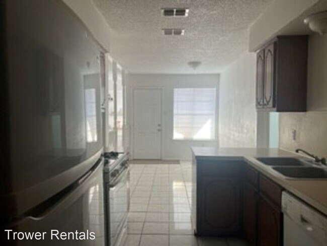 Building Photo - 4 br, 2 bath House - 517 Ave A