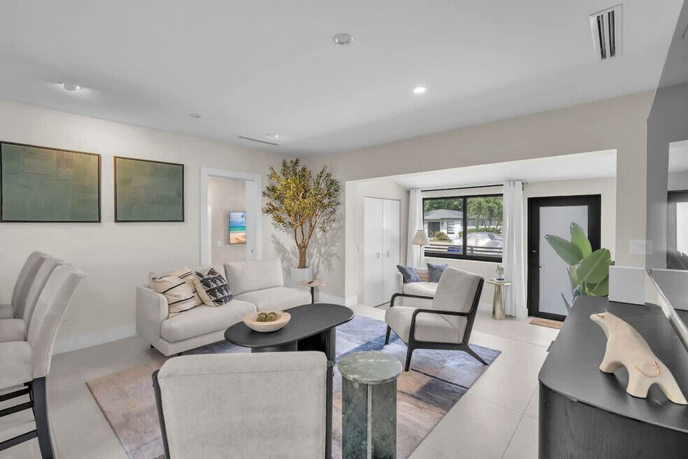 400 NW 45th St