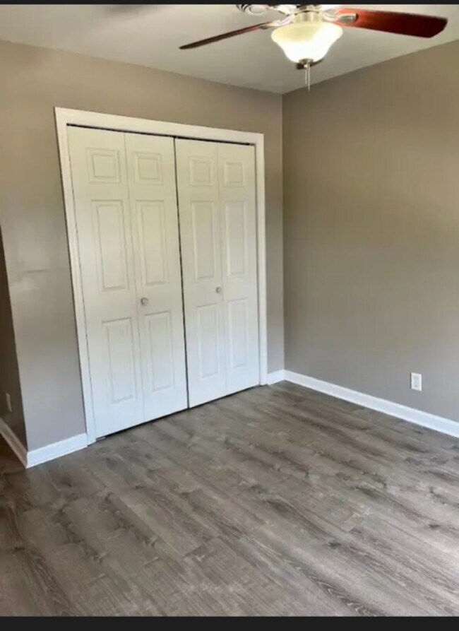 Foto del edificio - 75 S Maiden St