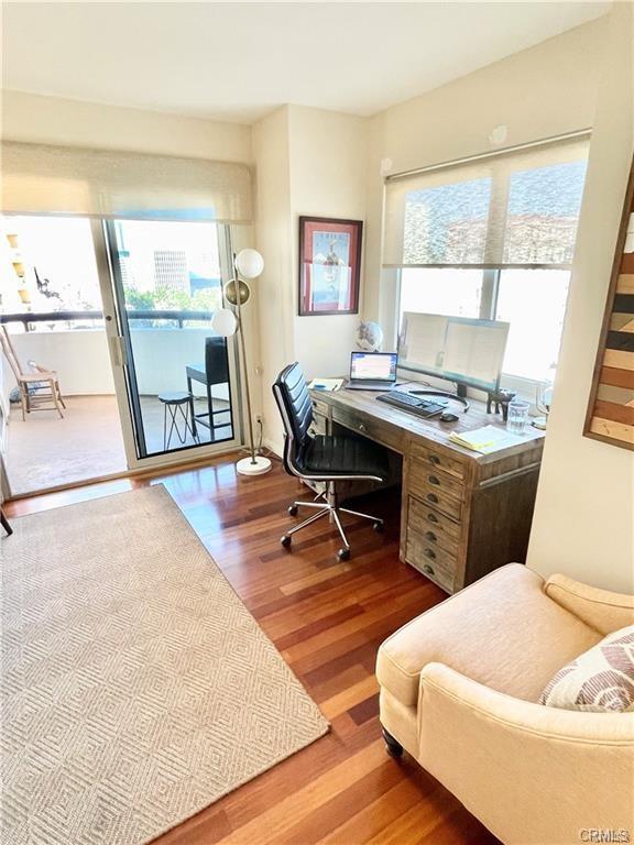 Foto del edificio - 525 E Seaside Way