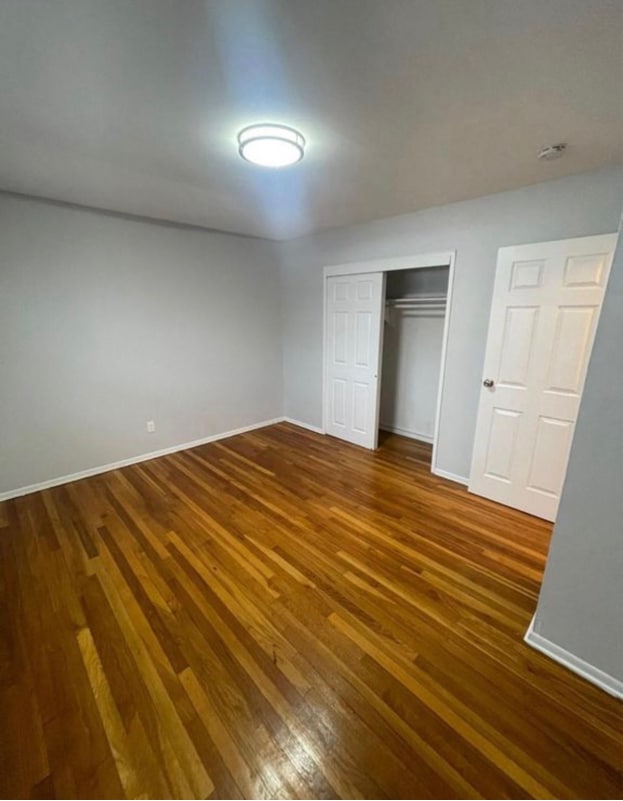 Foto del edificio - 245 Kinderkamack Rd