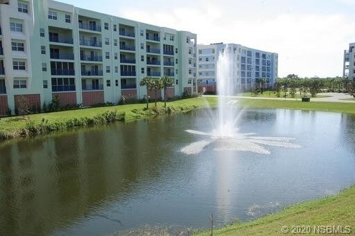 Foto principal - 5300 S Atlantic Ave