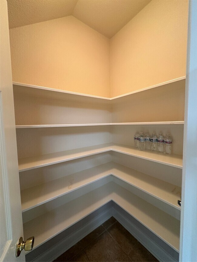 Building Photo - 19514 Brook Village Rd