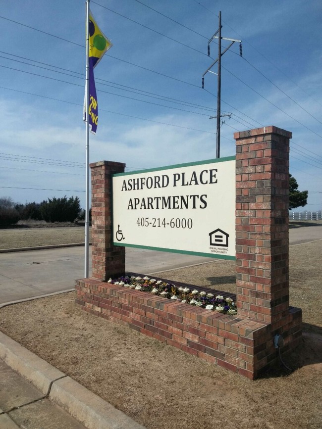 Foto del edificio - Ashford Place Apartments, LP