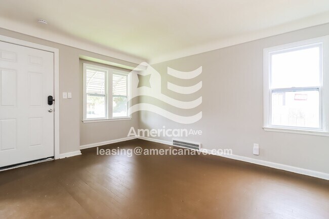Foto del edificio - 20412 Lesure St
