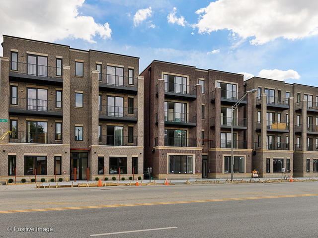Building Photo - 6033 North Ave