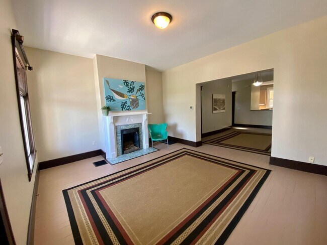 Foto del edificio - 4378 Eastern Ave