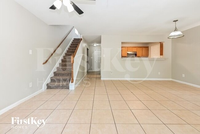 Building Photo - 2923 La Estancia Ln