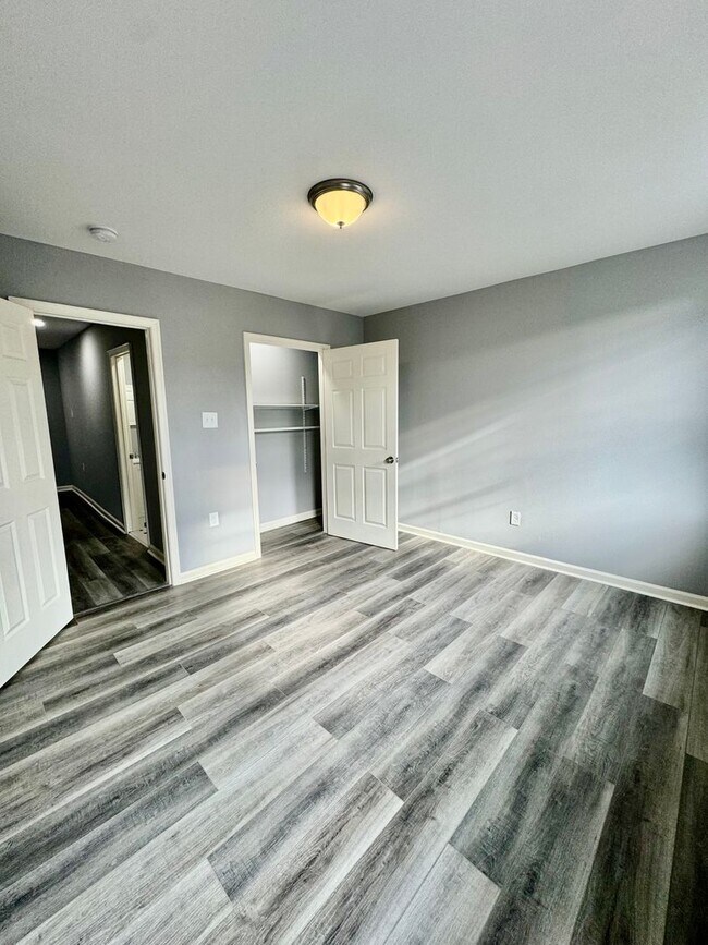 Foto del edificio - Anika Homes 2 Bedroom