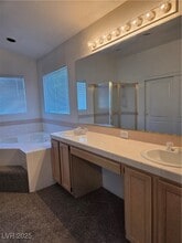 Building Photo - 2109 Club Meadows Dr