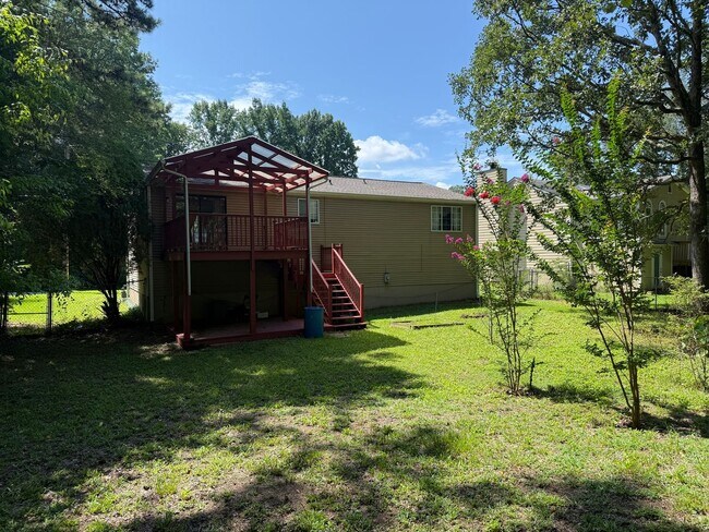 Building Photo - 6775 Windfaire Dr