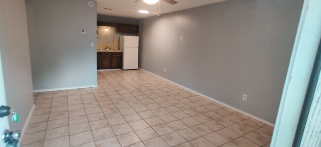 2731 Henry St., Muskegon - 502 Buena Vista Ave