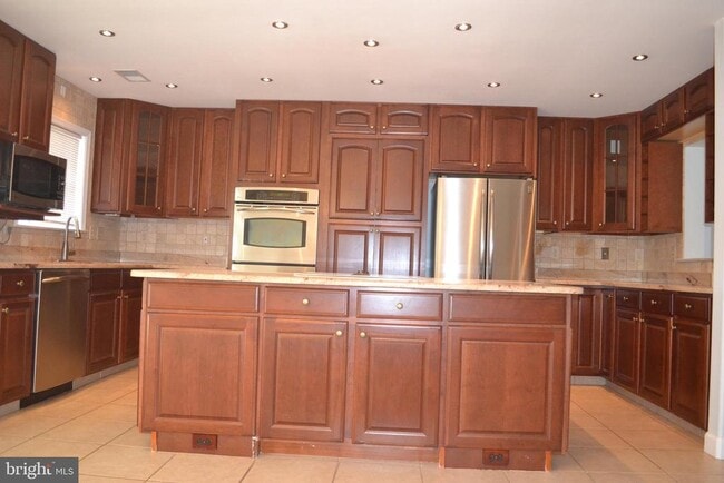 Foto del edificio - 3947 Valley Ridge Dr