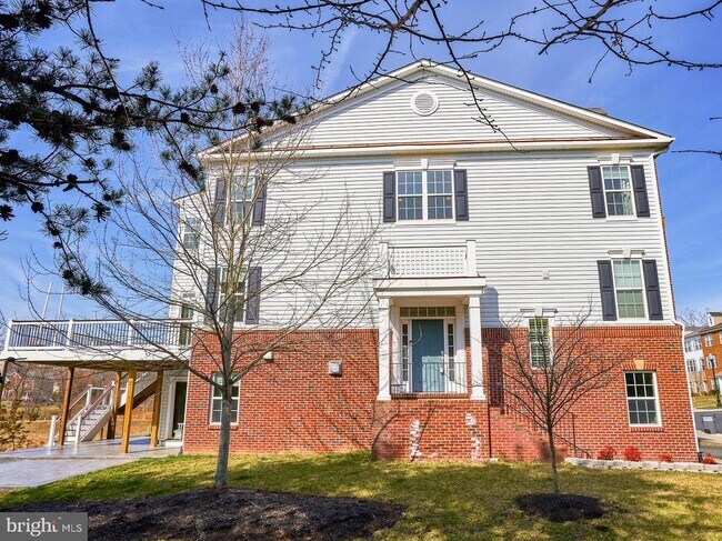 Foto del edificio - 41625 Broxbourne Terrace