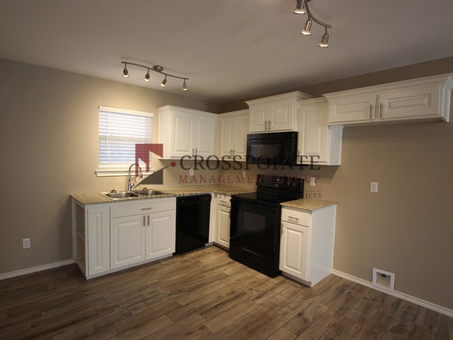 Foto del edificio - Beautiful 2 Bed 1.5 Townhome in Lindale ISD! Tour Today!