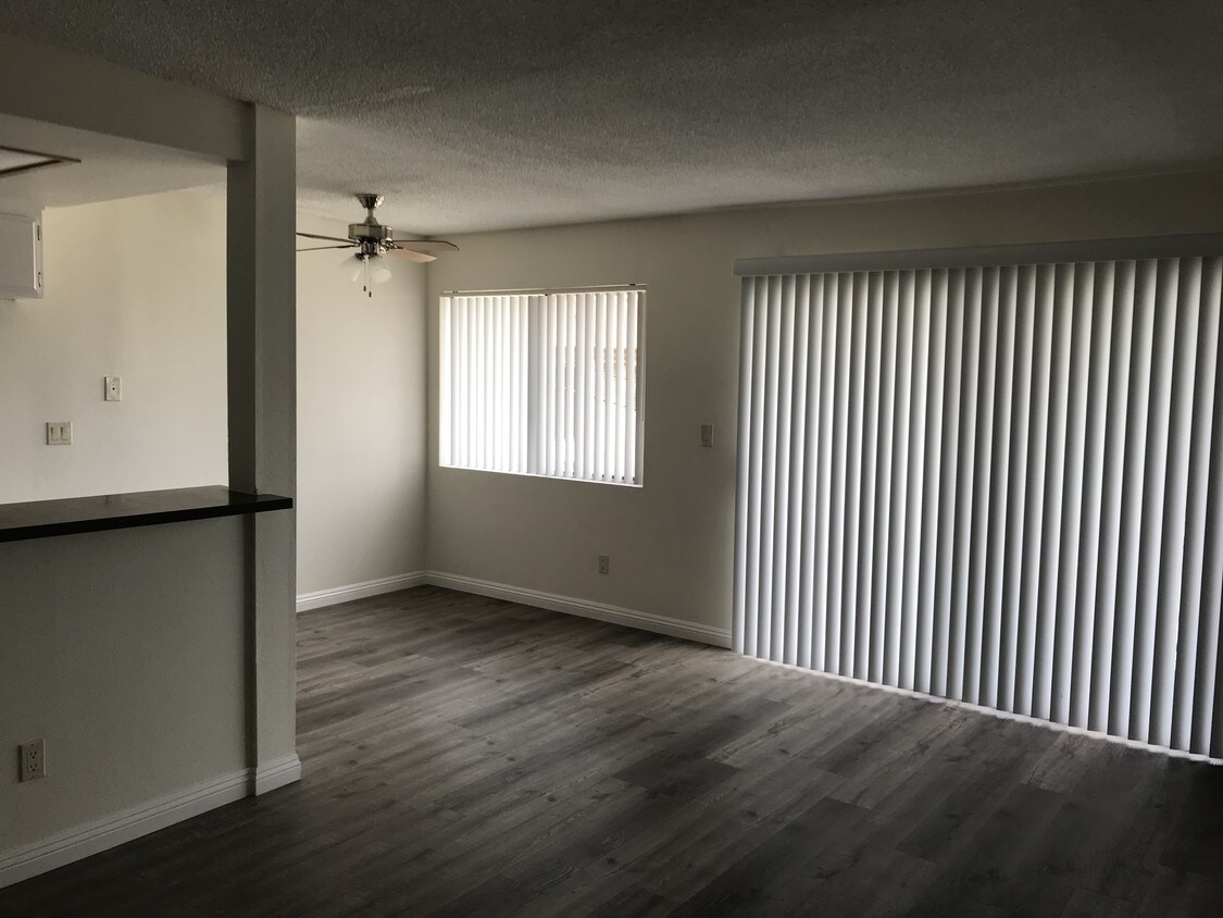 Foto principal - 960 W 19th St